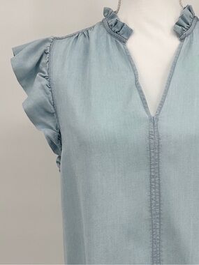 Alex & Jordan Chambray Ruffle Sleeve Blouse Light Blue V-Neck Size S